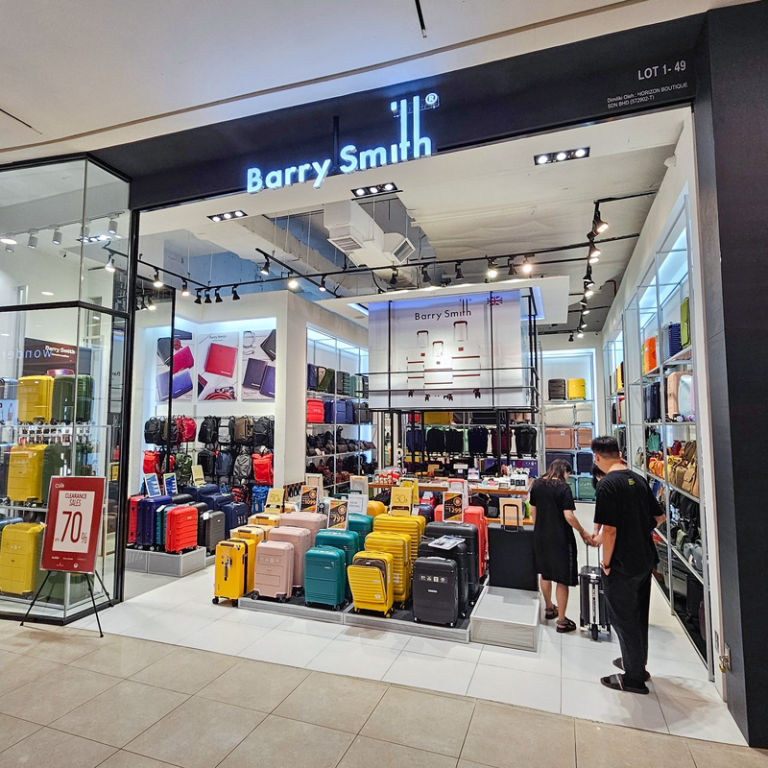 Sunway pyramid luggage shop online